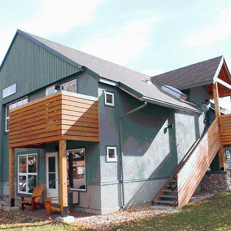 Waterton Lakes Lodge Resort ภายนอก รูปภาพ