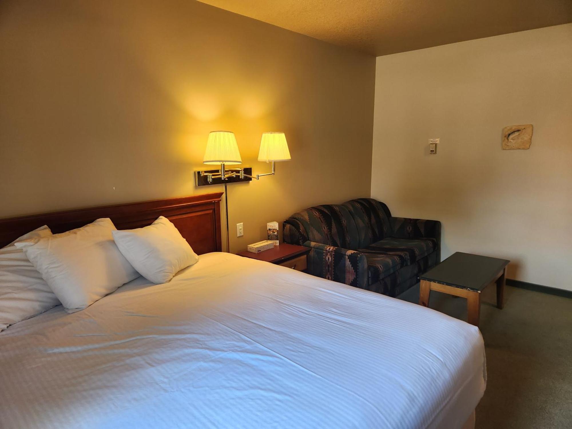 Waterton Lakes Lodge Resort ภายนอก รูปภาพ