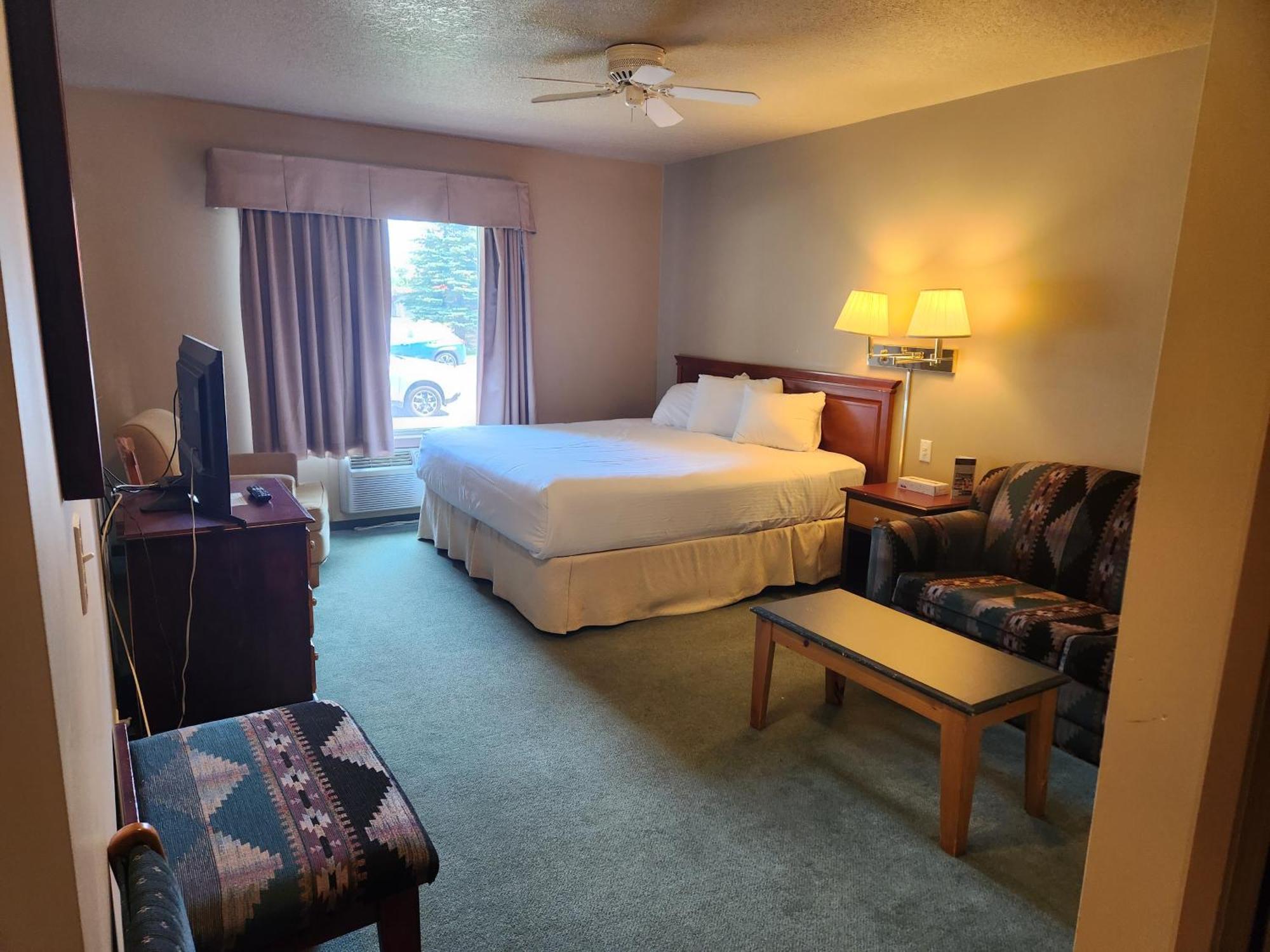 Waterton Lakes Lodge Resort ภายนอก รูปภาพ