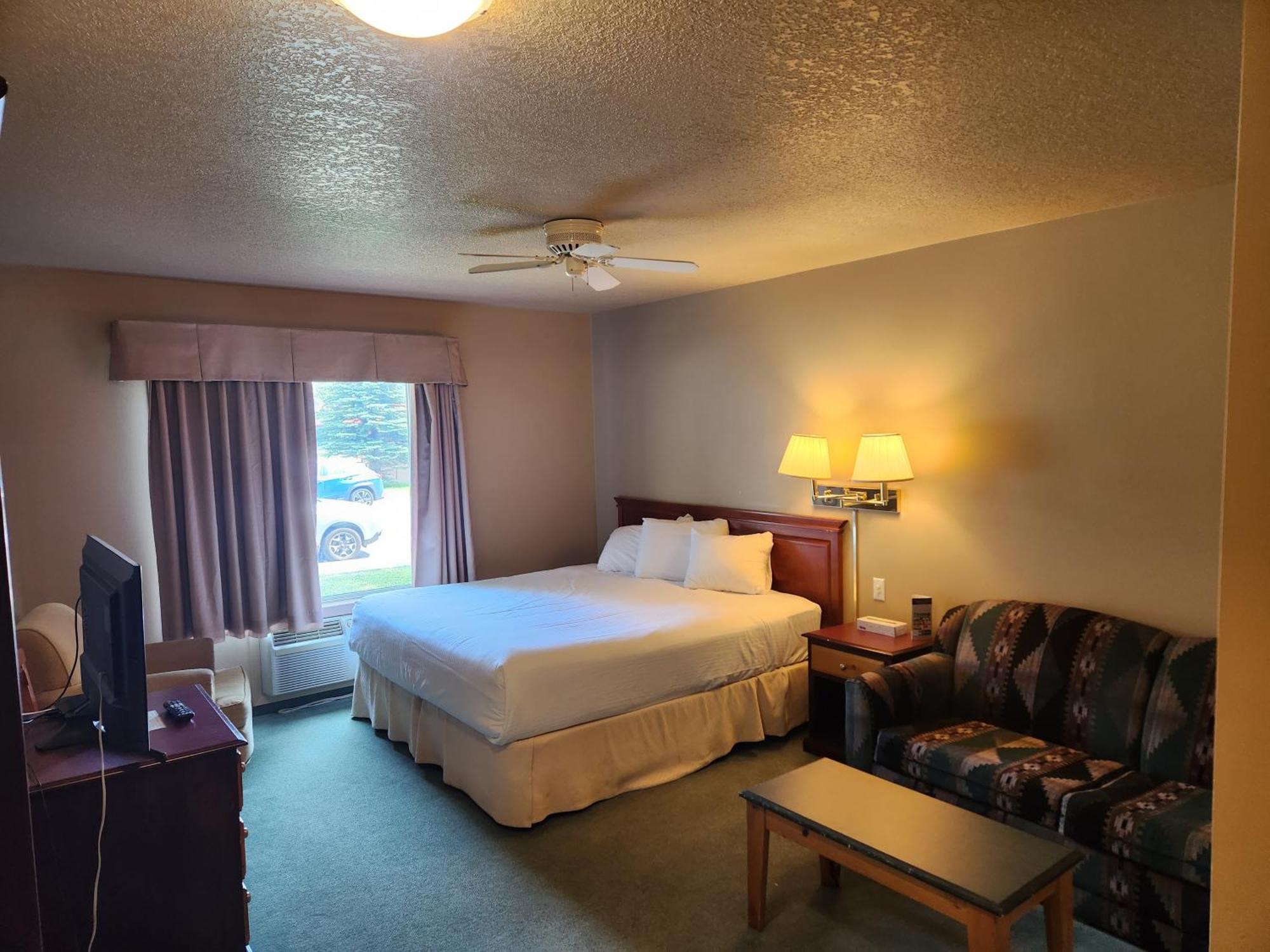 Waterton Lakes Lodge Resort ภายนอก รูปภาพ